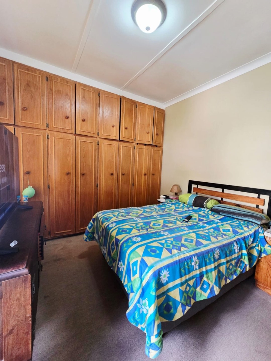 3 Bedroom Property for Sale in Flimieda North West